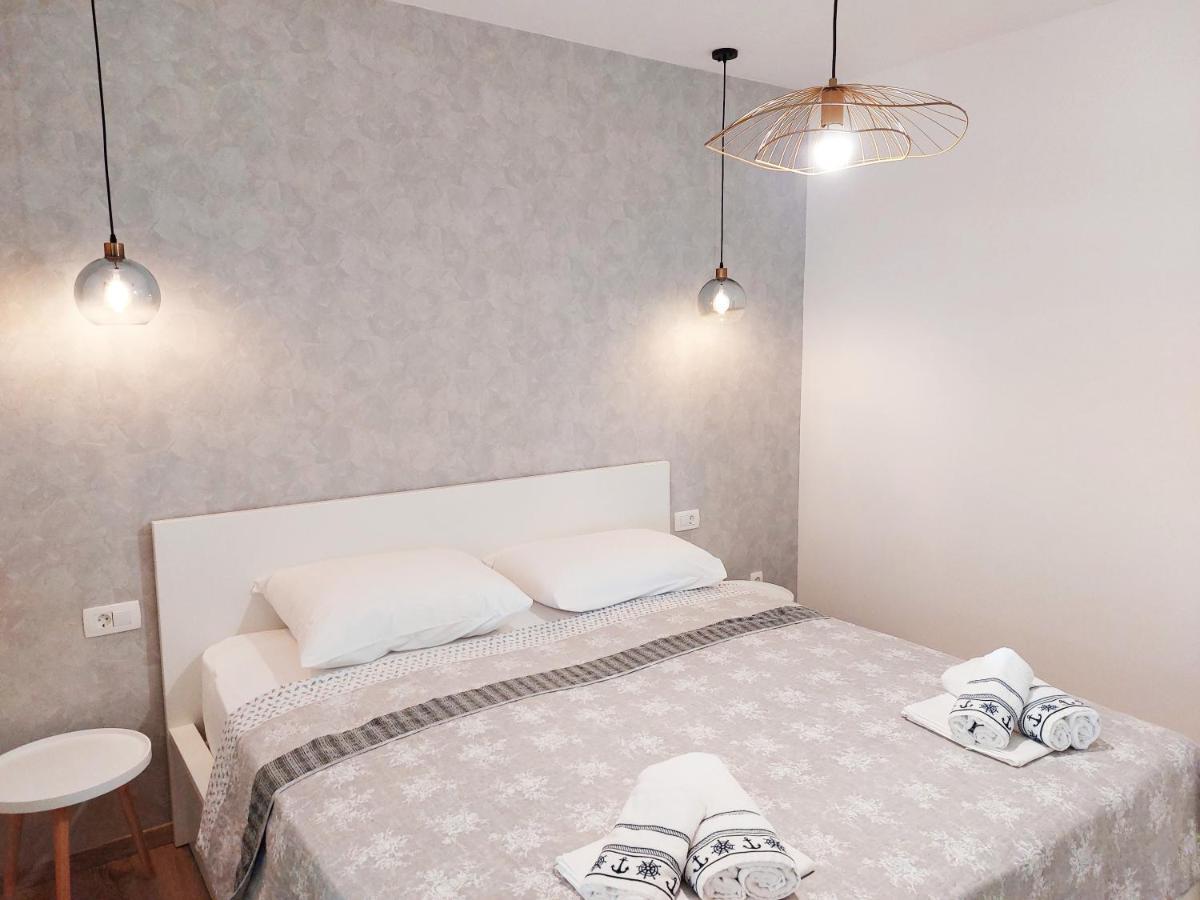Luxury Sea View Apartment Йесенице Екстериор снимка