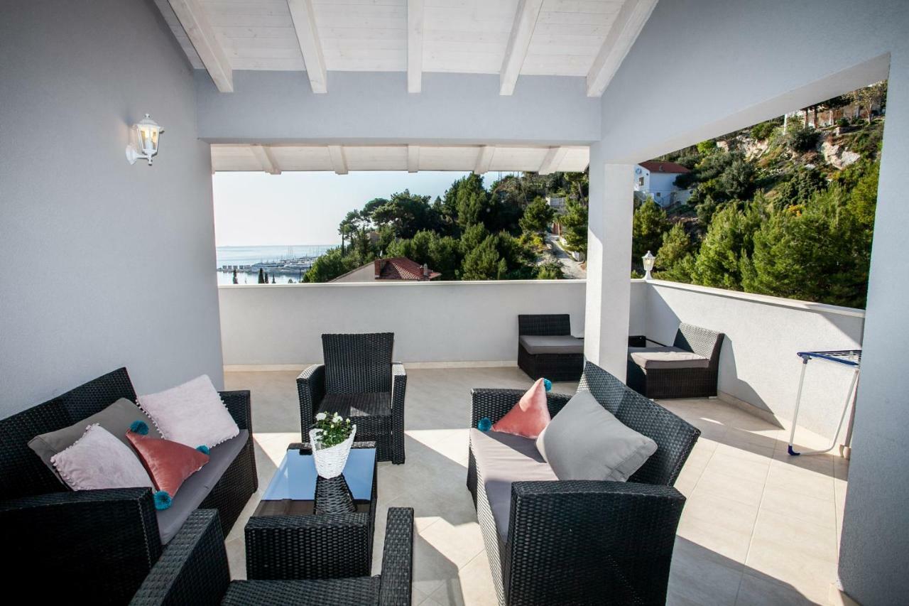 Luxury Sea View Apartment Йесенице Екстериор снимка